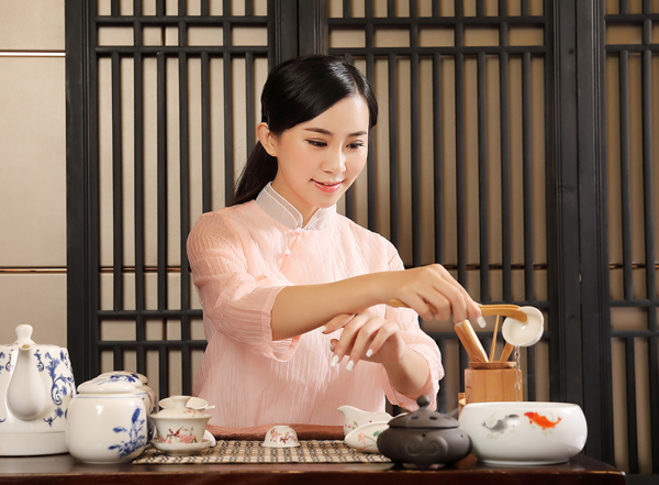 经常去西安长安靠谱男士会馆，这家私藏已久的店推荐给你